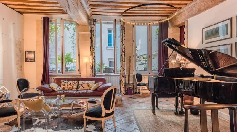 paris airbnb le marais