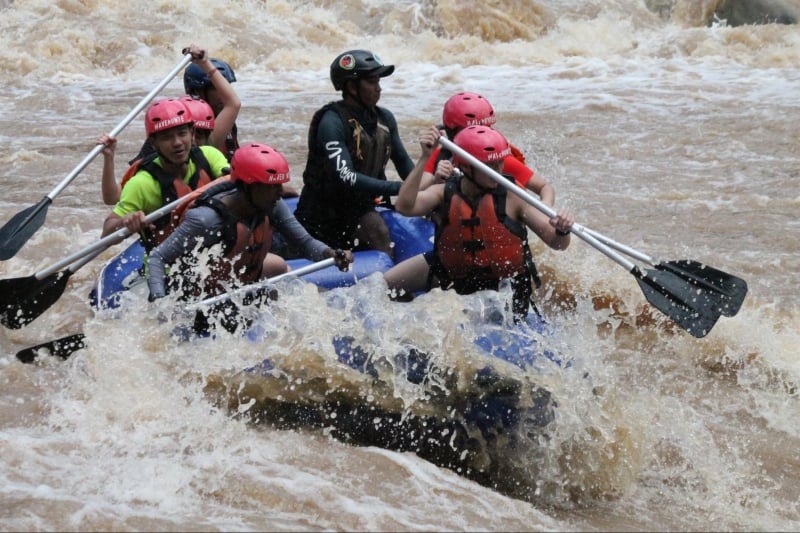 whiteriver rafting sabah