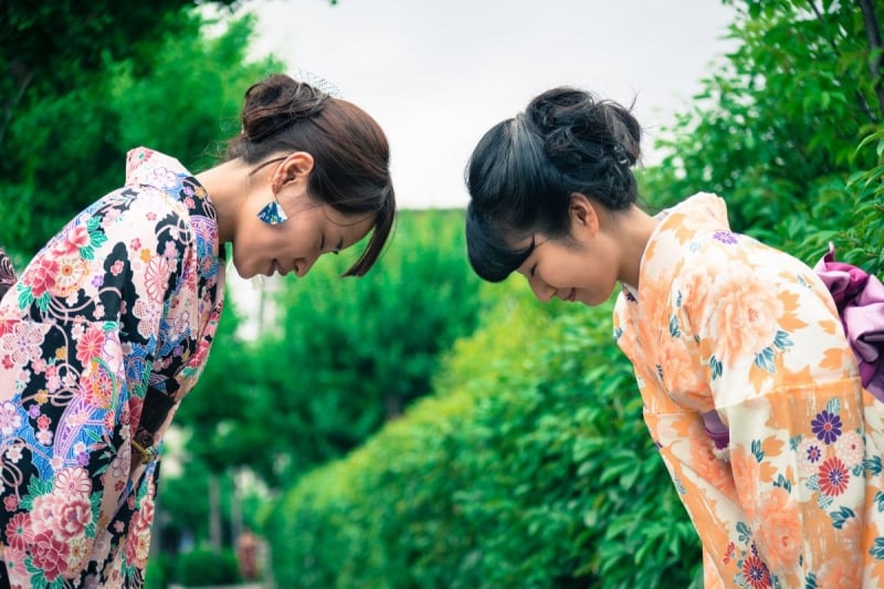 bowing etiquette rules in japan
