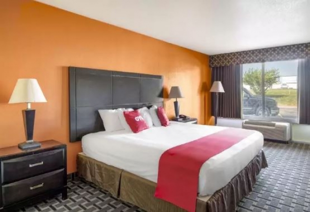 Save 30% on your Next Hotel booking with OYO and Visa Card