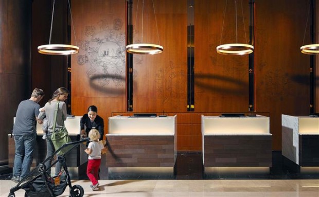 Stay and Save Up to 25% Off Room Rate in Swissotel Merchant Court