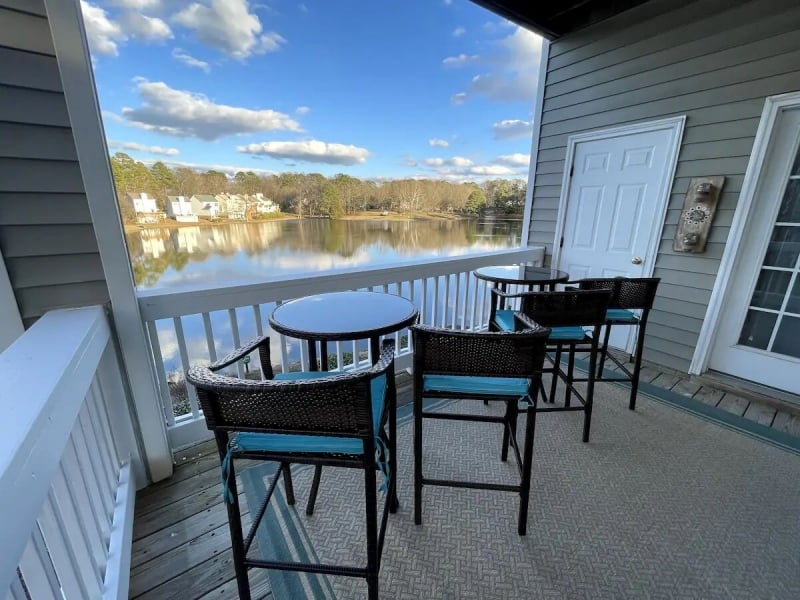 lakeside Airbnb stays in Cary North Carolina