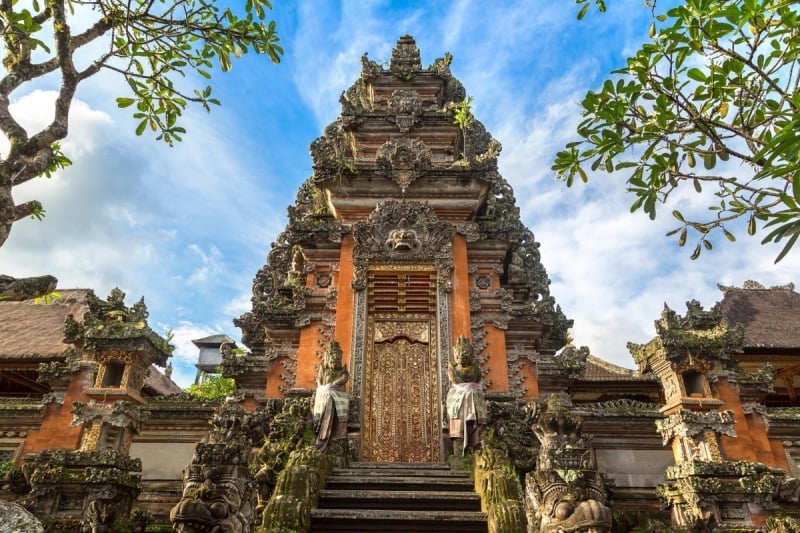 where to travel love language