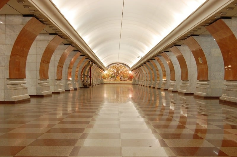 travel to russia: metro