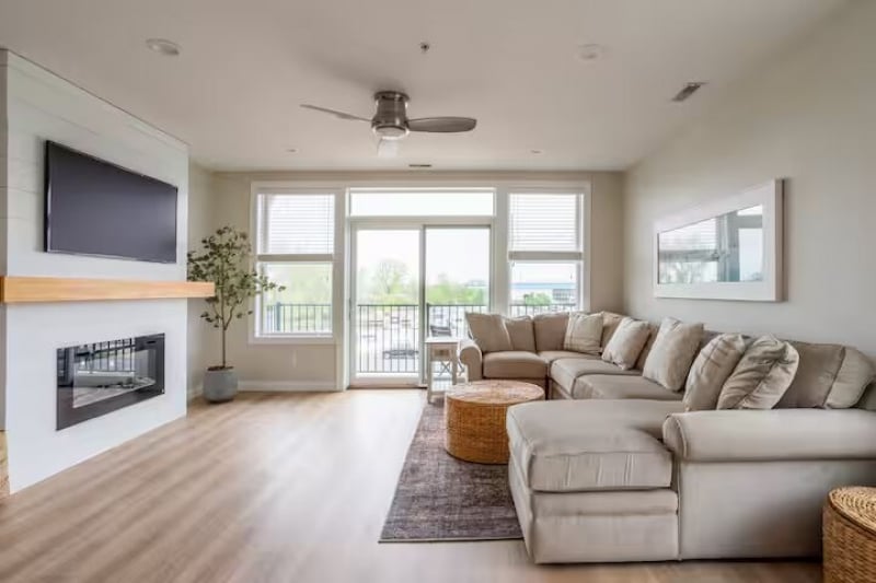water front Airbnb in St Joseph 