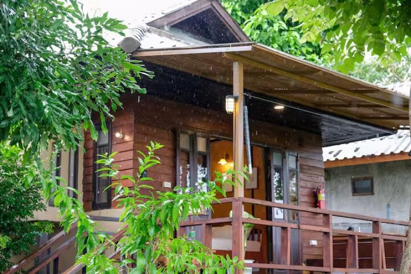 lakeside Airbnbs in Pai