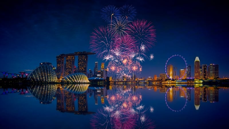 fireworks at marina bay singapore