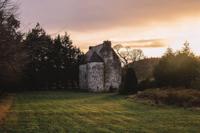 Airbnb Castle: Kilmartin Castle in Scotland