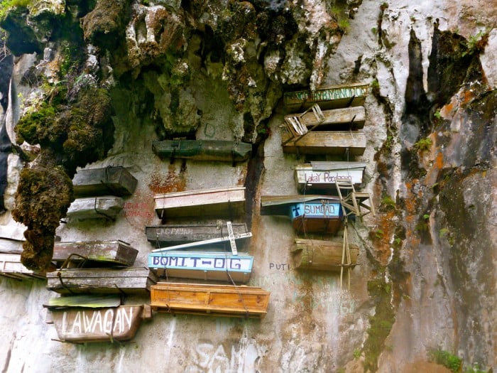 sagada hanging coffins