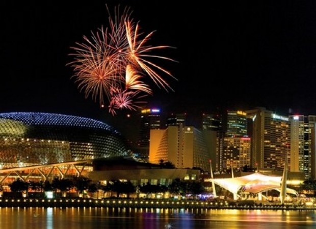 2017 New Year’s Eve Countdown Package from SGD252 with Marina Mandarin Singapore