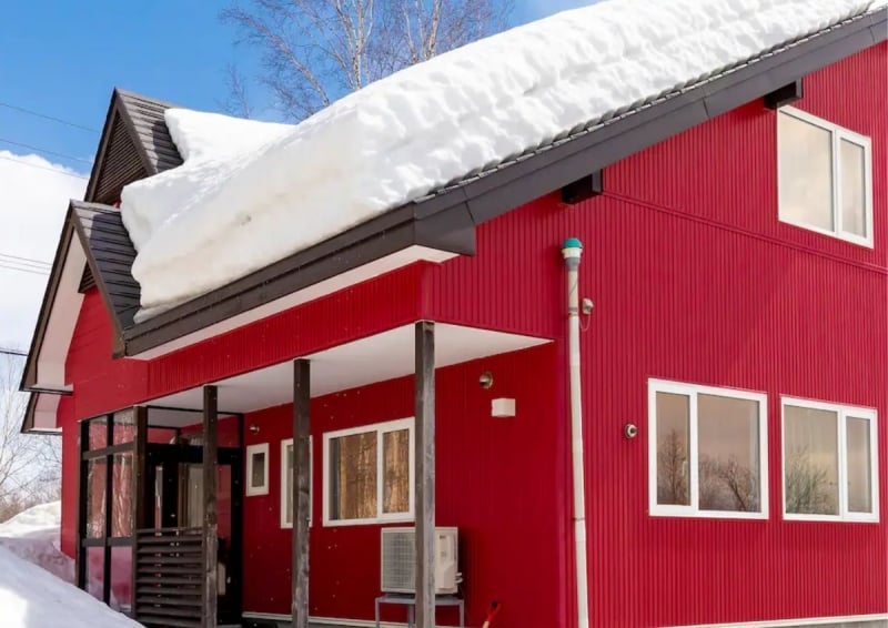 red niseko airbnb