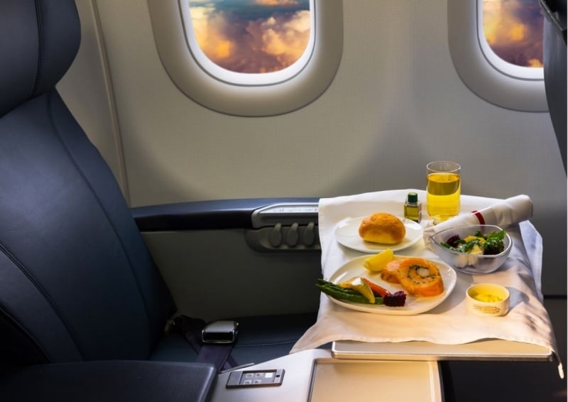 airlines with best in-flight food