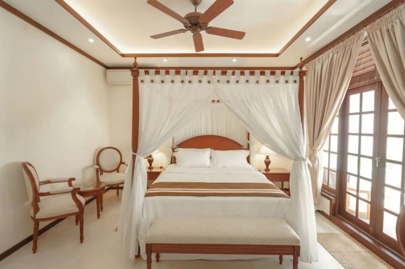 maldivian bedroom