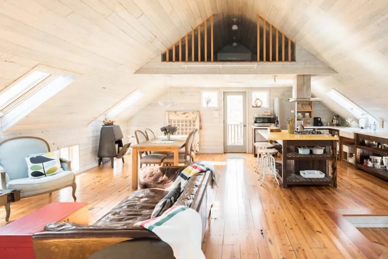 cape cod airbnb barnhouse home