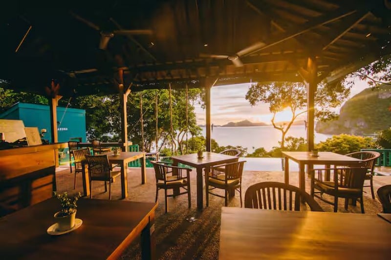 Airbnbs in El Nido by the sea