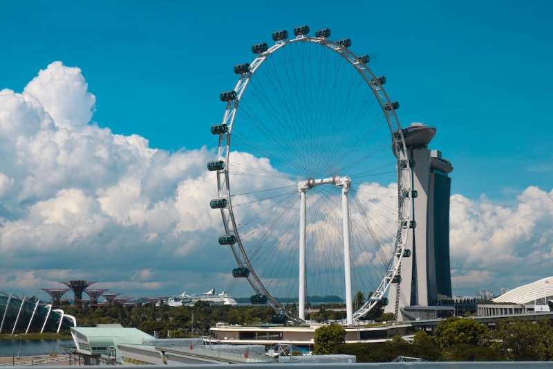 time capsule singapore flyer