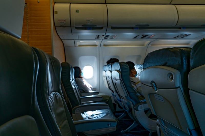 12 Must-know tips for a long-haul flight