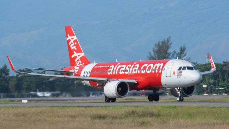 AirAsia flight taking off