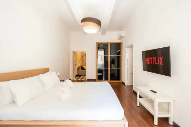 Cosy Airbnb in historical Borgo Pio