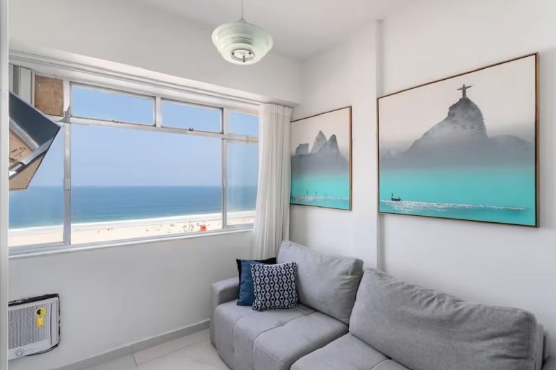 Airbnbs in Copacabana with beach views