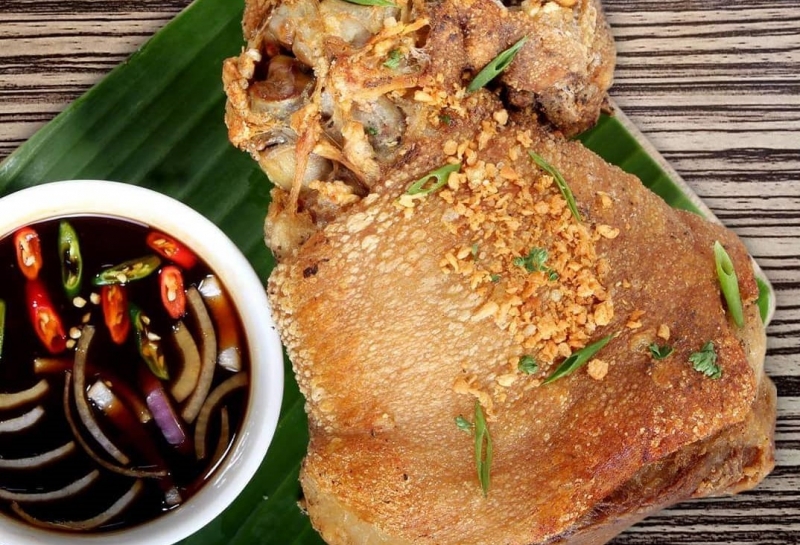 15 Best Pinoy Potluck Food for Holiday Parties & Where To Get Them