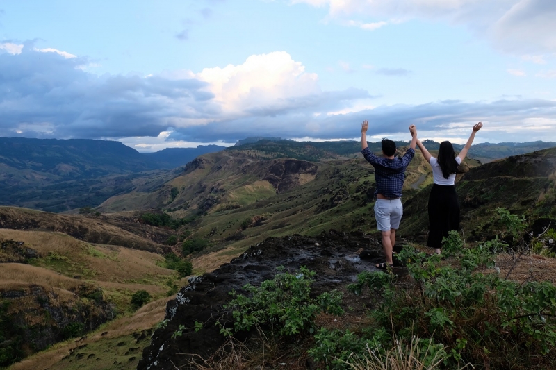 filipino couple travel