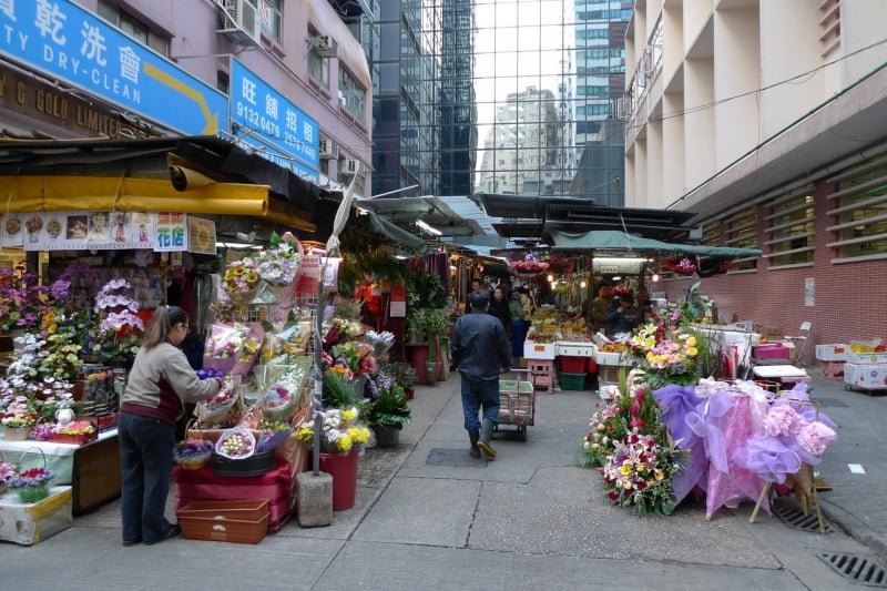 A Guide To The Best Shopping Spots In Hong Kong
