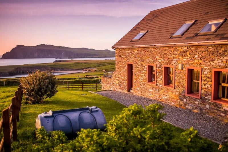 Airbnb stays in Dingle with ocean views