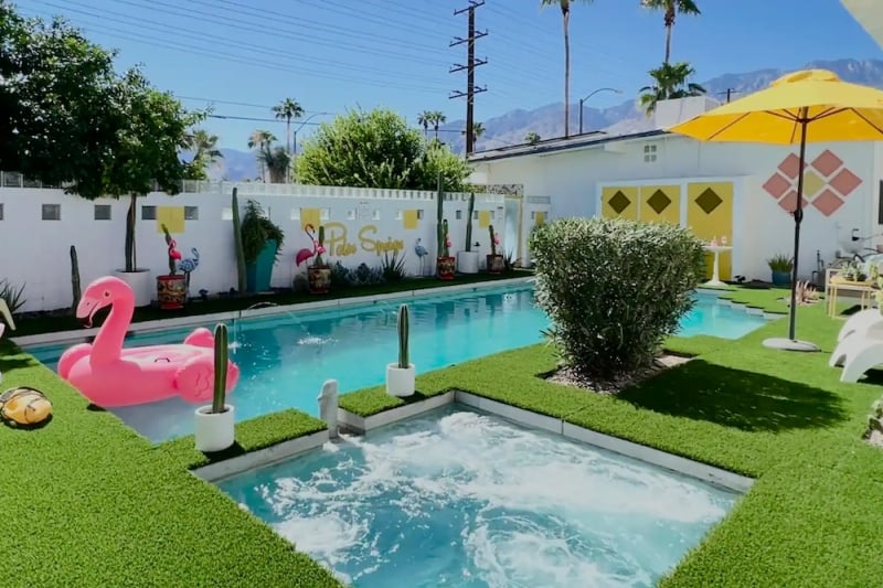 airbnb palm springs with pool