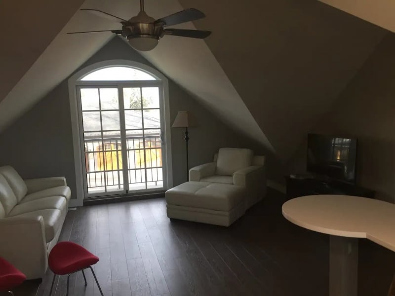  Airbnbs in Calgary