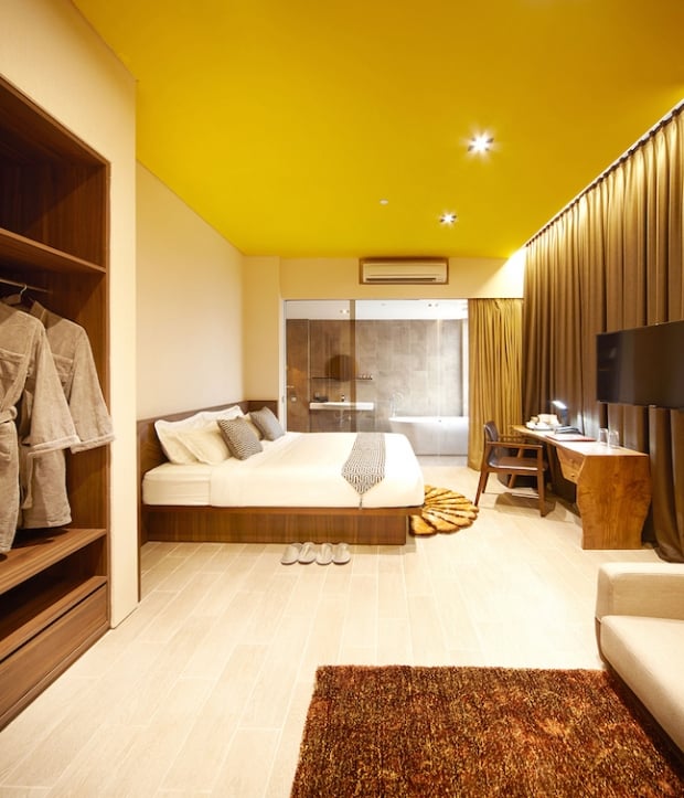Year-End Flash Sale in Hotel Yan with 38% Off Room Rates