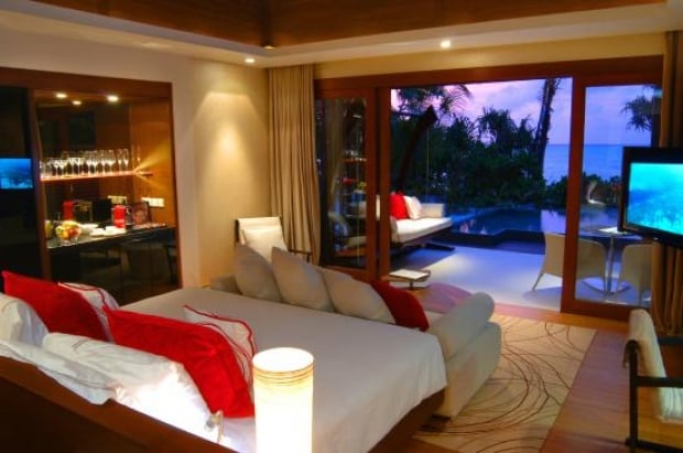 40% Savings in PER AQUUM Niyama with OCBC Cards