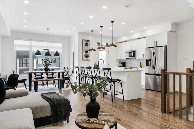 Airbnbs in Ottawa near to beach 