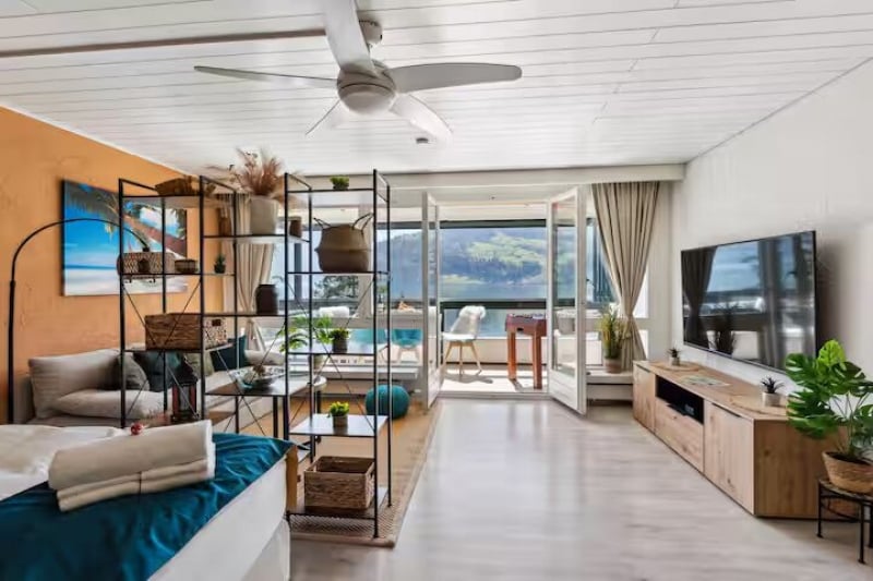 modern Airbnbs in Lucerne Lake