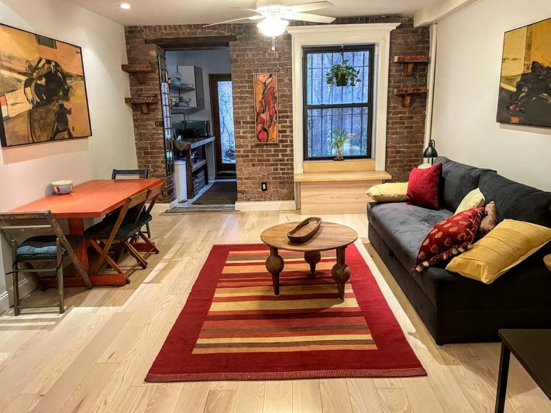 airbnb nyc near times square