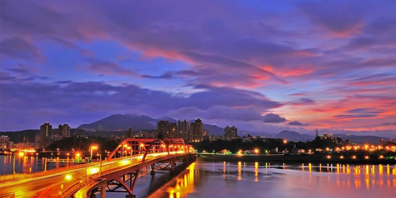 cycling trails in taipei: Danshui River Left Bank Bikeway