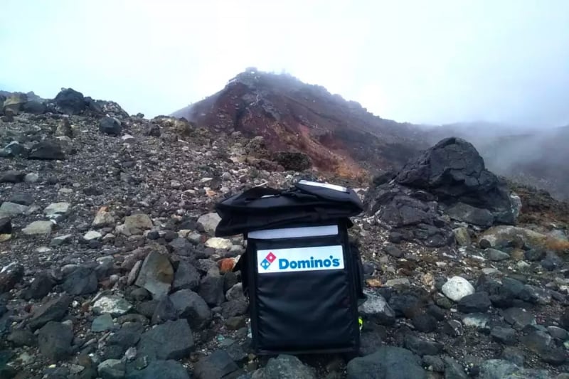 domino's pizza delivery bag on mount fuji