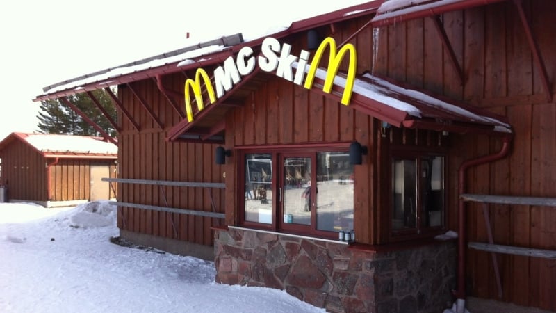 mcski ski-through window