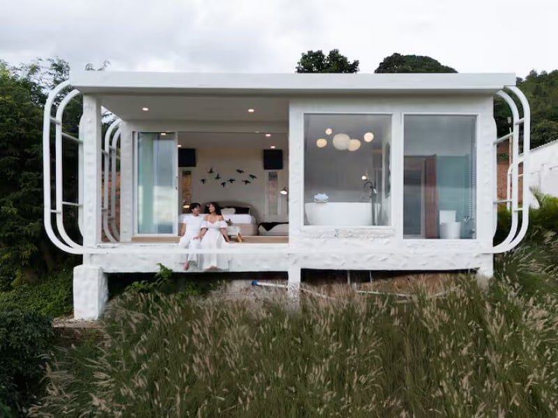 hidden nature log Airbnbs in Chiang Rai