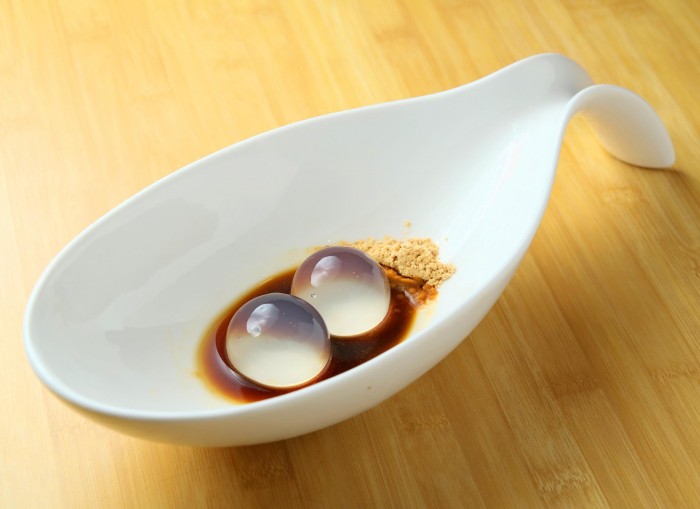 Raindrop Cake