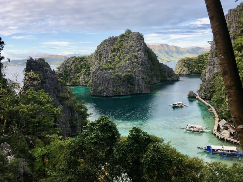 El Nido Palawan tourists