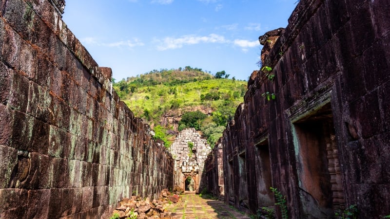 vat phou temple complex