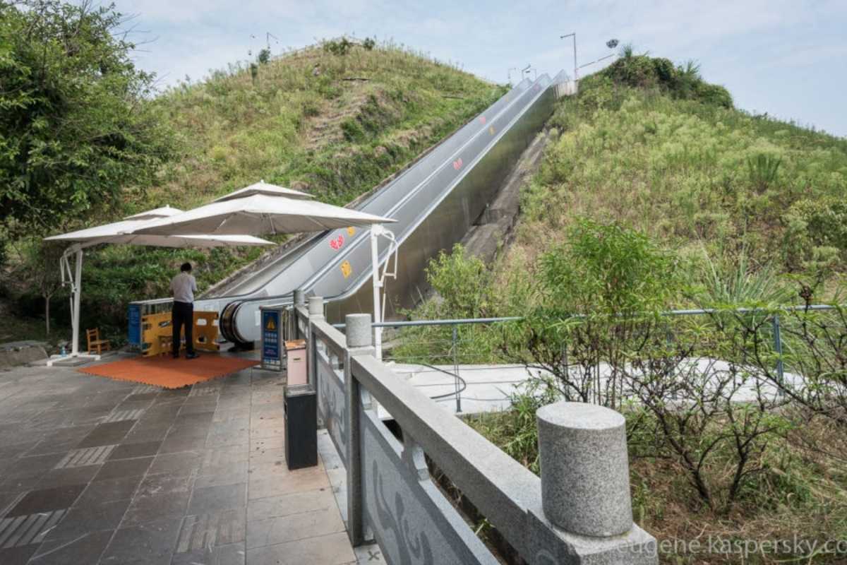 Everyone Can Hike In China: How China Has Made Hiking Ultra-Accessible