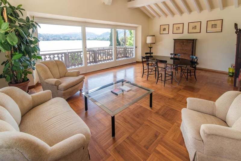lakeside Airbnb stays on Lake Como