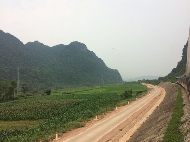 ho chi minh to hanoi