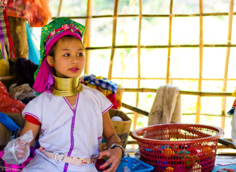 karen long neck tribe