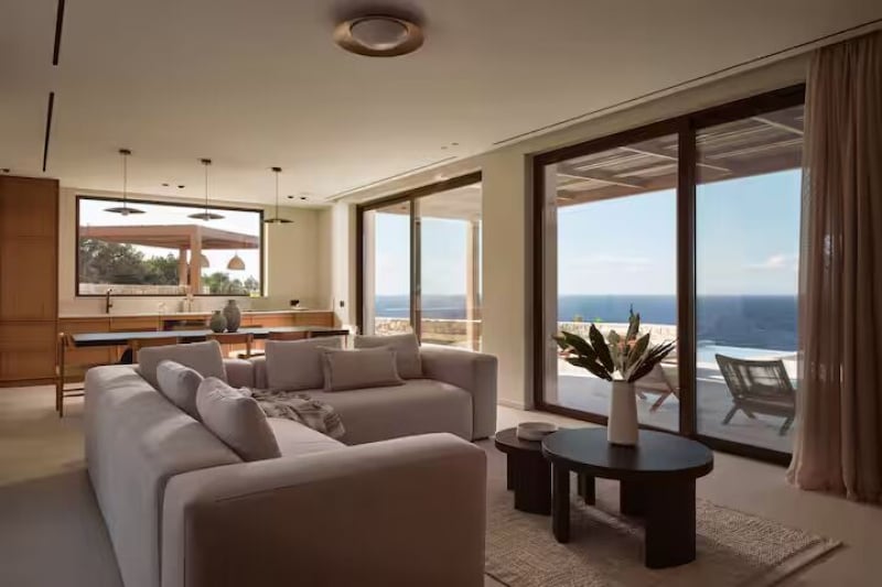 asthethic Airbnb stays in Zakynthos