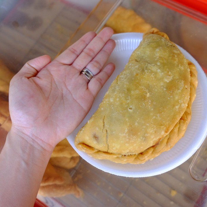 Curry puffs