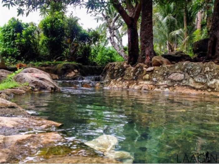 Mainit Hot Spring