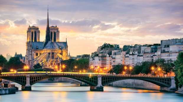 Last Day Offer: Fly to Paris with Air France from SGD1,227
